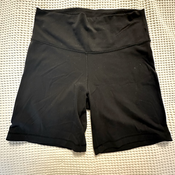 TNA Biker Shorts - Picture 2 of 4